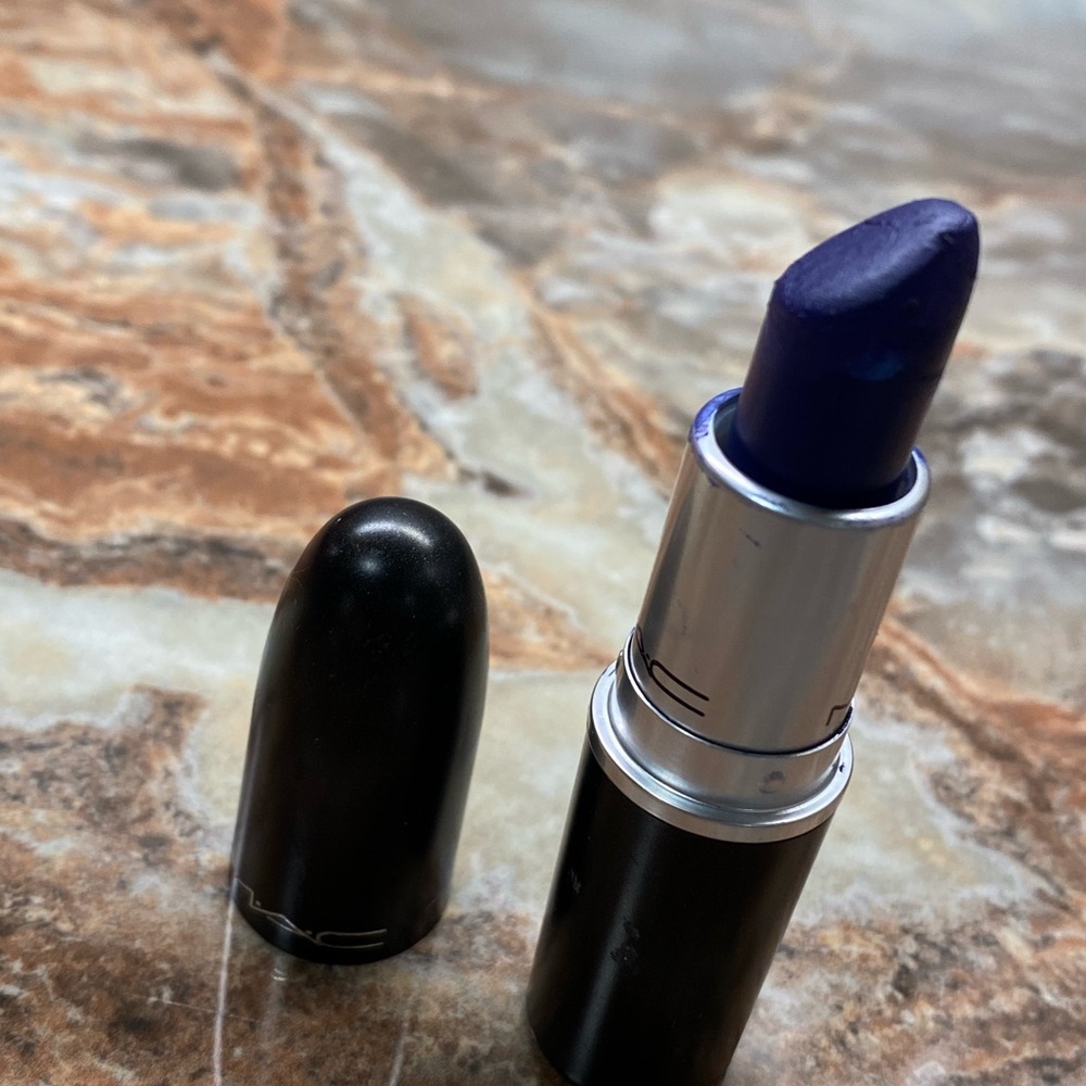 MAC Lipstick - Matte Royale A45
